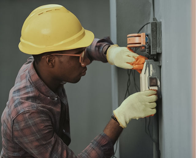 Chuveiro Elétrico em Suzano: Instalação, Manutenção e Segurança com Eletricista carlos silva